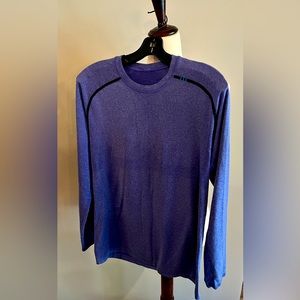 Lululemon long sleeve shirt 🏌🏻🏌🏽🤽🏿‍♂️🏋🏼